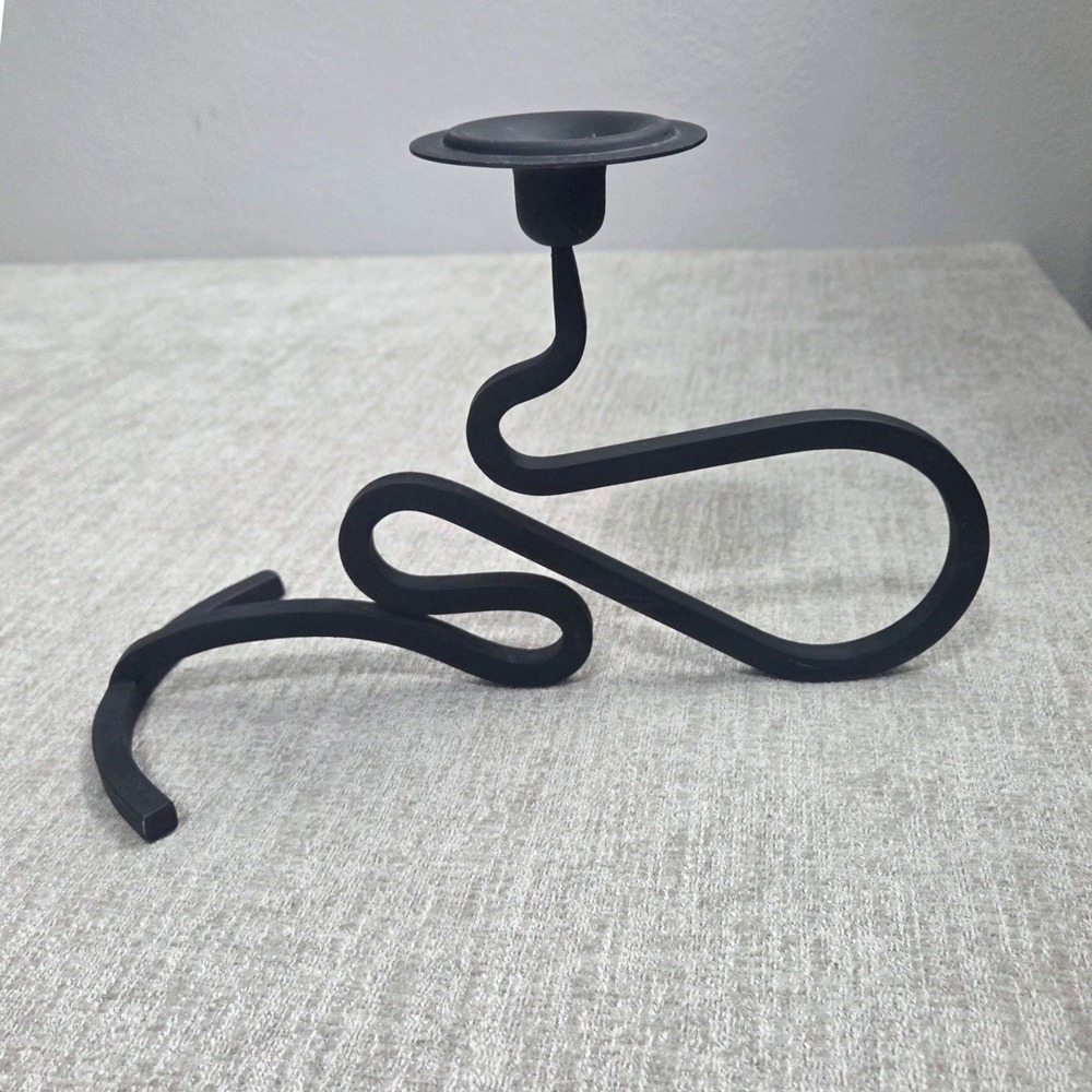Vintage Jafaresk 1989 Scandinavian Wrought Iron Scroll Ribbon Candle Holder 7"